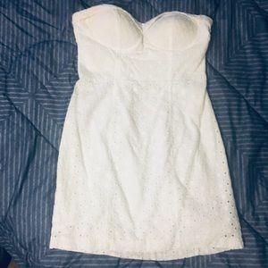 💞Forever 21 - Spring White Strapless Mini Dress